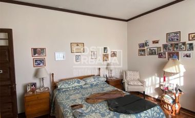 Gran casa en amplio terreno en Centro de Quilpué