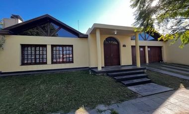 Chalet en venta en Berazategui Oeste