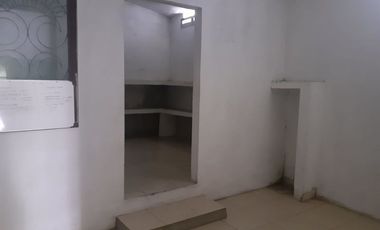 Disewakan Kranji Bekasi dkt Stasiun jl Raya akses 2 mobil dkt Jakarta
