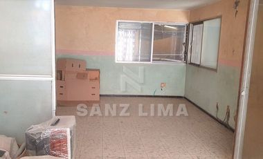 CENTRO CELAYA: Bodega ideal para diversos giros comerciales, excelente ubicación