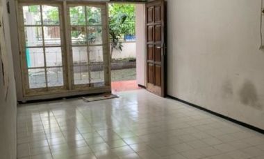 Rumah di Semolowaru Elok nol jalan raya disecond road strategis