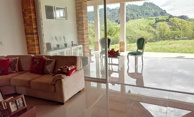 casa campestre en venta en combia. Cod V20142