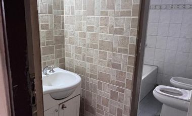 Departamento Tipo Casa en venta en Remedios de Escalada Este