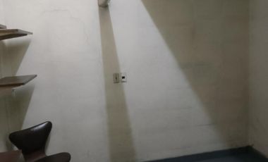 Local comercial 36M2 en excelente ubicación en galería planta Baja y depósito