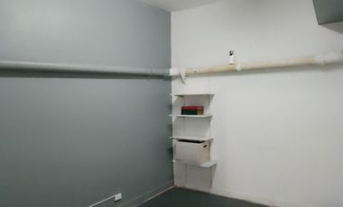 Local comercial 36M2 en excelente ubicación en galería planta Baja y depósito