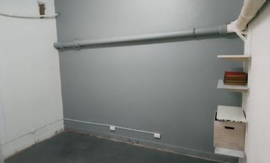 Local comercial 36M2 en excelente ubicación en galería planta Baja y depósito