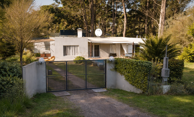 CASA AMERICANA EN SIERRA 3  AMB CON PILETA