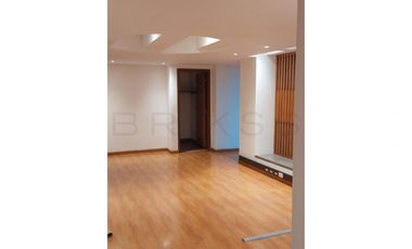 oficina en arriendo en el nogal. Cod A4963