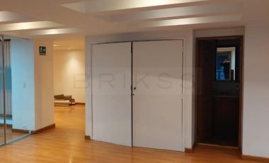 oficina en arriendo en el nogal. Cod A4963