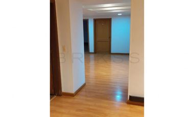 oficina en arriendo en el nogal. Cod A4963