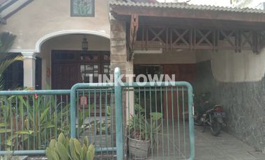 Rumah Murah Semifurnished Lokasi Strategis di Semolowaru
