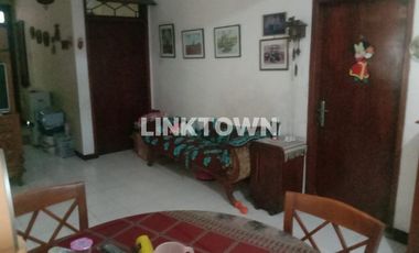 Rumah Murah Semifurnished Lokasi Strategis di Semolowaru