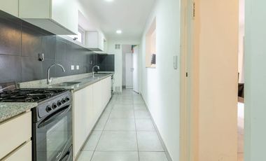 IMPECABLE 3 AMBIENTES CON PATIO PROPIO DE 40 METROS EN RECOLETA