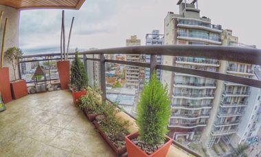 Excelente departamento de 3 ambientes tipo semipiso, Quilmes