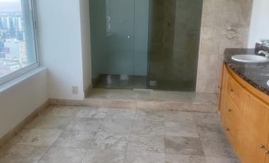 PH RENTA  ROYAL REFORMA EN BOSQUES DE LAS LOMAS