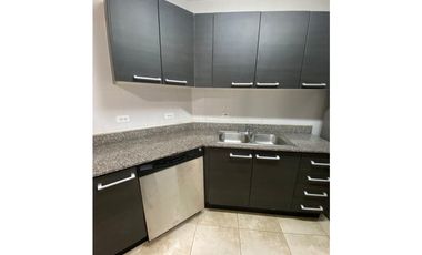 SE VENDE APARTAMENTO EN PH COUNTRY CLUB - PLAYA CORONADO