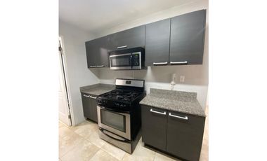 SE VENDE APARTAMENTO EN PH COUNTRY CLUB - PLAYA CORONADO