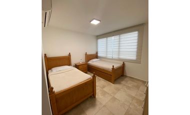 SE VENDE APARTAMENTO EN PH COUNTRY CLUB - PLAYA CORONADO