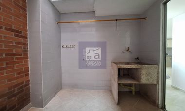 COD. 5893 - SE ARRIENDA APARTAMENTO - BARRIO: NUEVO SOTOMAYOR