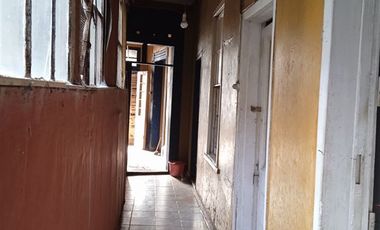 Sitio en Venta en Sitio con casas para demoler en Cerro Concepción