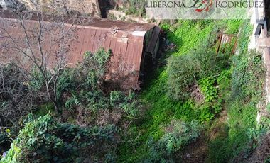 Sitio en Venta en Sitio con casas para demoler en Cerro Concepción