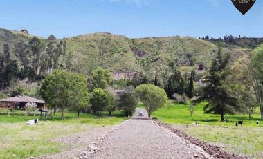 Terreno de venta en Gualaceo Entrada de San Antonio – código:18892