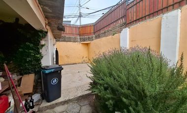 Casa en venta de 4 dorm. 4 baños,2 estacionamientos