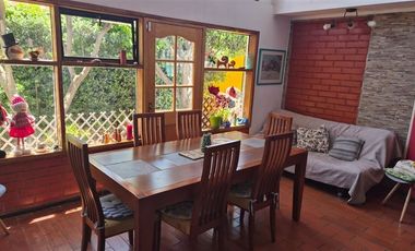 Casa en venta de 4 dorm. 4 baños,2 estacionamientos