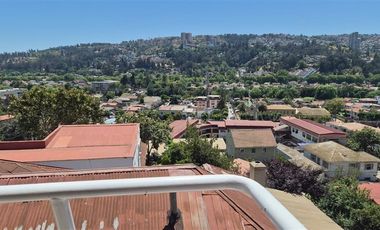 Casa en venta de 4 dorm. 4 baños,2 estacionamientos