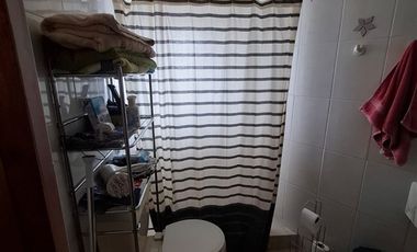 Casa en venta de 4 dorm. 4 baños,2 estacionamientos