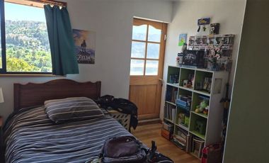 Casa en venta de 4 dorm. 4 baños,2 estacionamientos