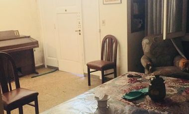 Casa con salida a 3 calles