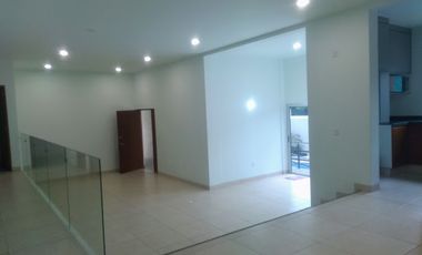 VENTA DEPARTAMENTO ENORME CON ROOFGARDEN ALBERCA ZONA SUR