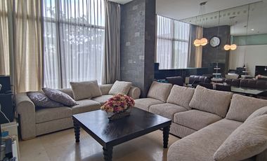 Apartemen The Summit Kelapa Gading 3 bedroom private lift