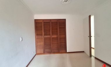 apartamento en arriendo/venta en laureles. Cod A6487