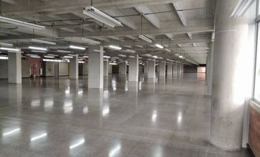 Arriendo local en el Centro Empresarial Olaya Herrera, Medellín