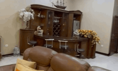 Rumah Mewah Dan Full Furnished Di Gayung Surabaya