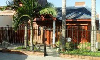 Chalet en I.Casanova / Casa Quinta Ideal para Geriatricos