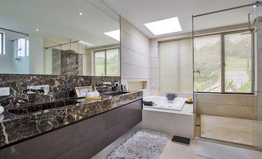 VENTA de CASAS en LA CALERA