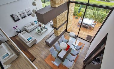 VENTA de CASAS en LA CALERA