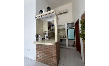 CASA EN VENTA EN UN NIVEL FRACC. FRAMBOYANES