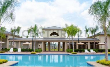 Venta Casa de Estreno en Urbanización La Joya VivB