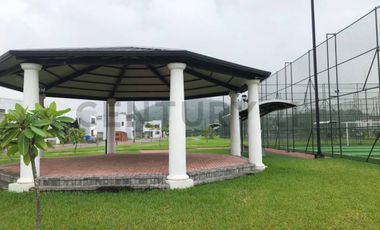 Venta Casa de Estreno en Urbanización La Joya VivB