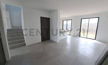 Venta Casa de Estreno en Urbanización La Joya VivB