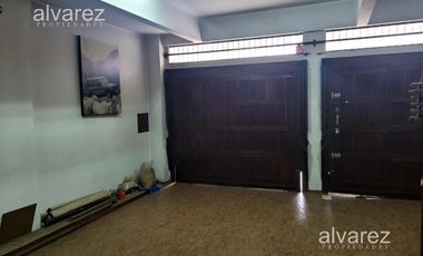 Venta  Casa De 6 Ambientes Moron