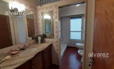 Venta  Casa De 6 Ambientes Moron