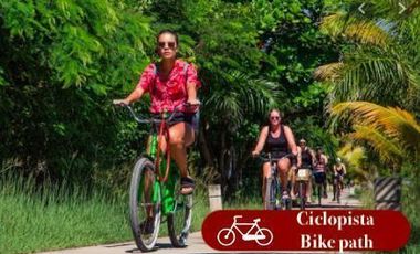 Casa con sala de doble altura, alberca privada en residencial, en venta Tulum.