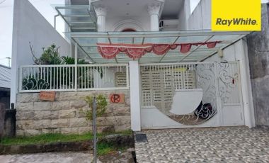 Dijual Rumah 2 lantai di Jalan Petemon, Sawahan, Surabaya