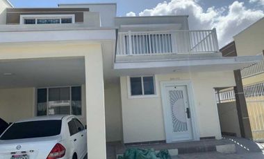 ALQUILER CASA BRISAS DEL GOLF