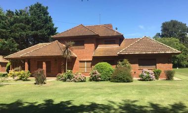 VENTA Importante Casa Quinta sobre 12.000 metros - La Reja (Ideal Inversores)